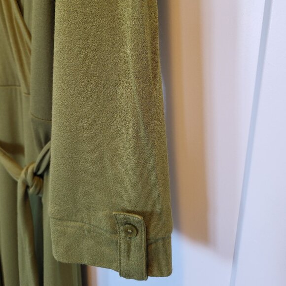 Green faux wrap dress - Picture 3 of 6